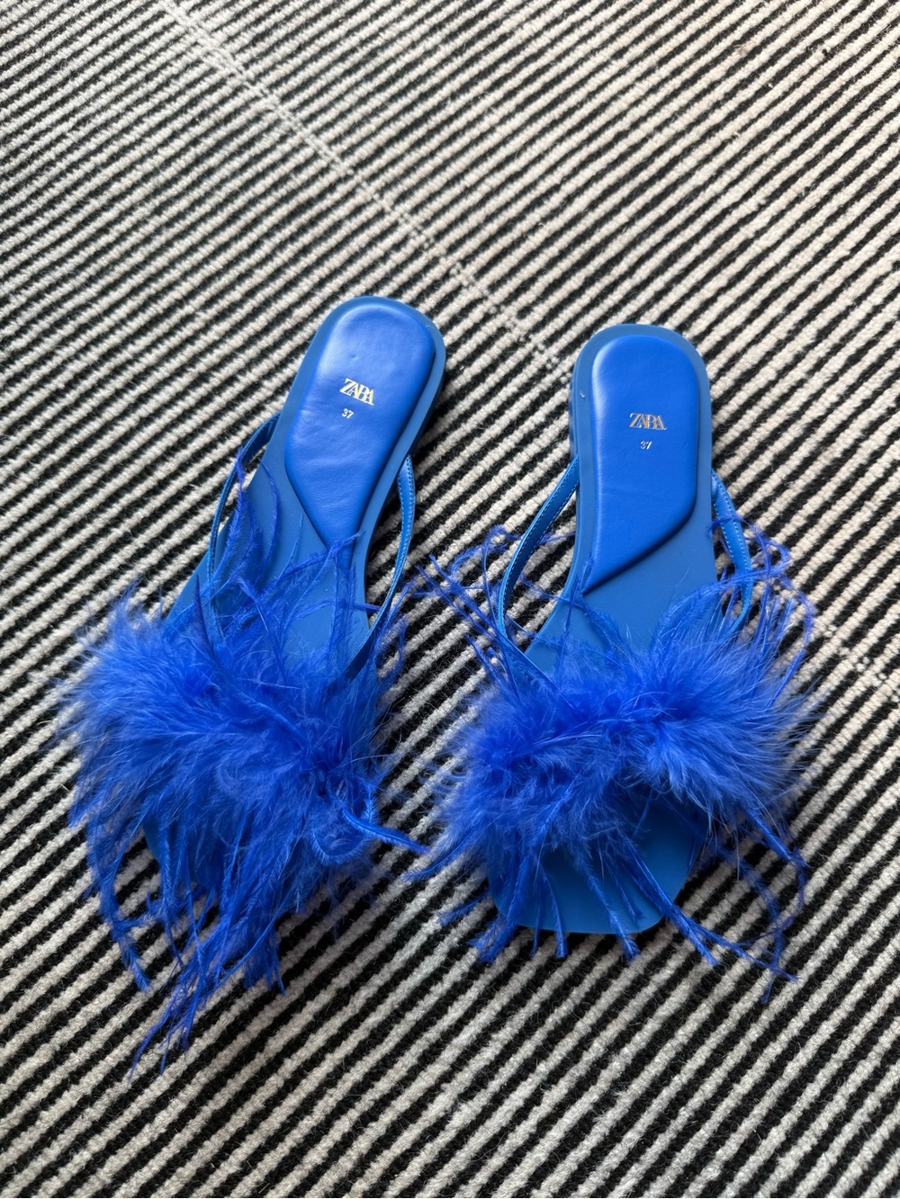 Zara Royal Blue Feathered Slide Sandals